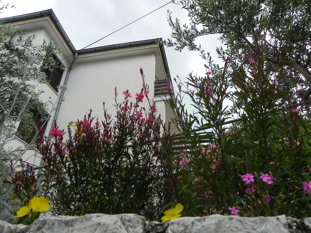 Apartments Katalenic Selce Croaţia
