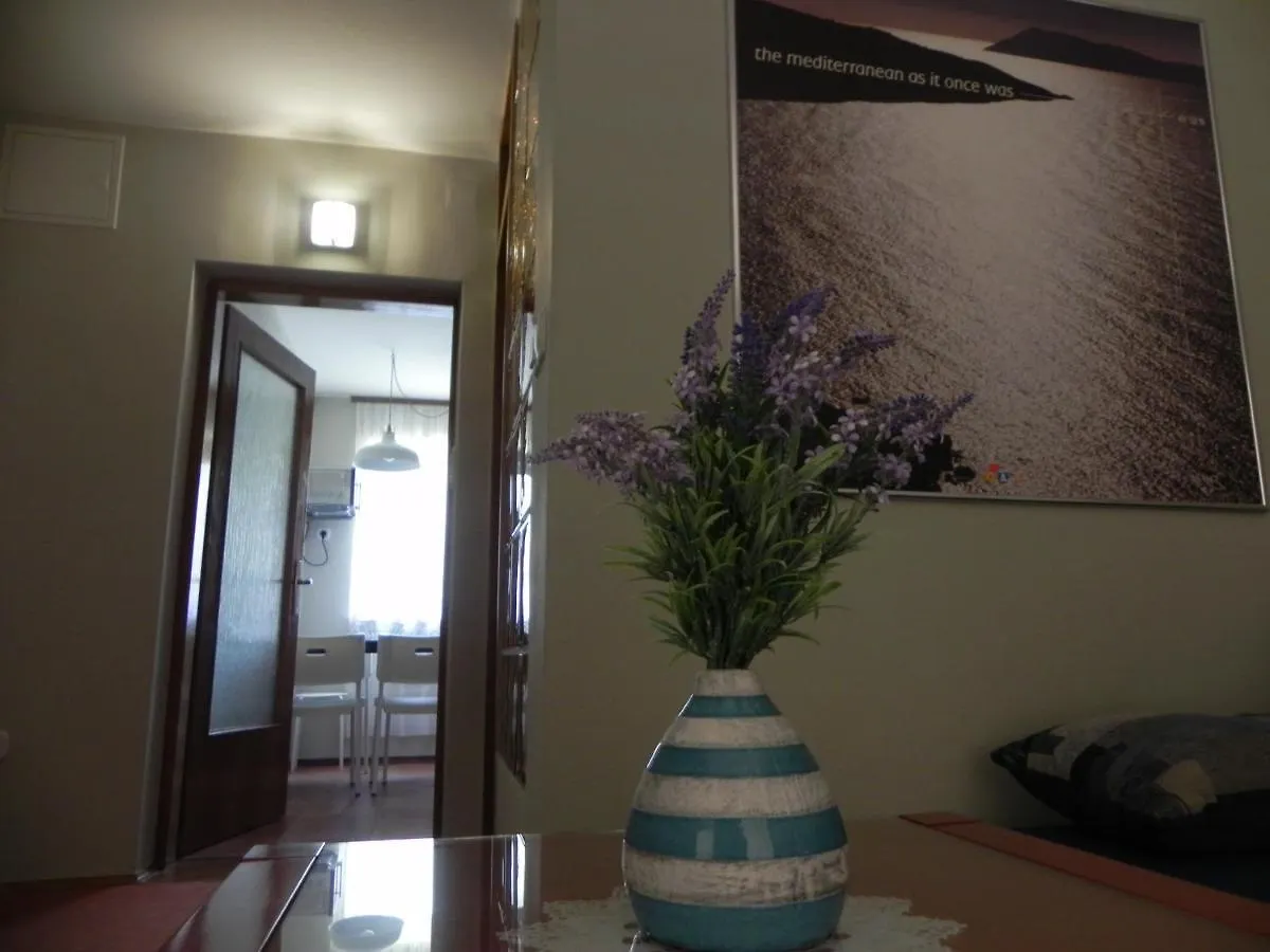 Apartments Katalenic Selce